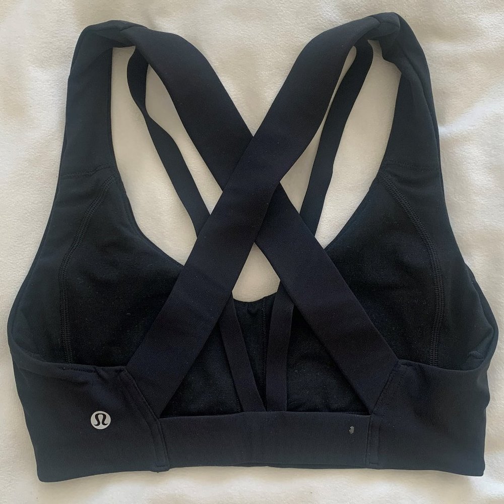 lululemon athletica - Black Sports Bra - Size 4 - Limited Edition Style